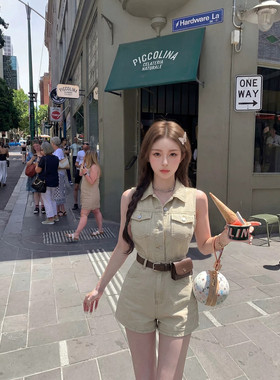 卡其色牛仔两件套女夏季无袖马甲背心高腰短裤工装风收腰显瘦套装