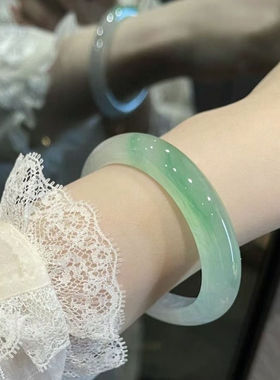 缅甸冰种天然翡翠飘花正品老坑女款正圈手镯贵妃玉石玉镯子