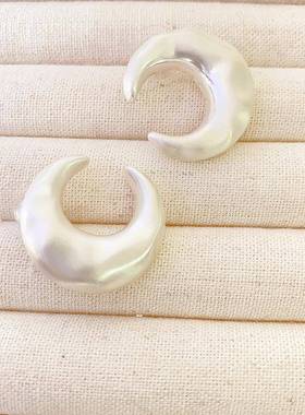 French style retro 拉丝月牙造型exaggeration 冷淡风小众高级感