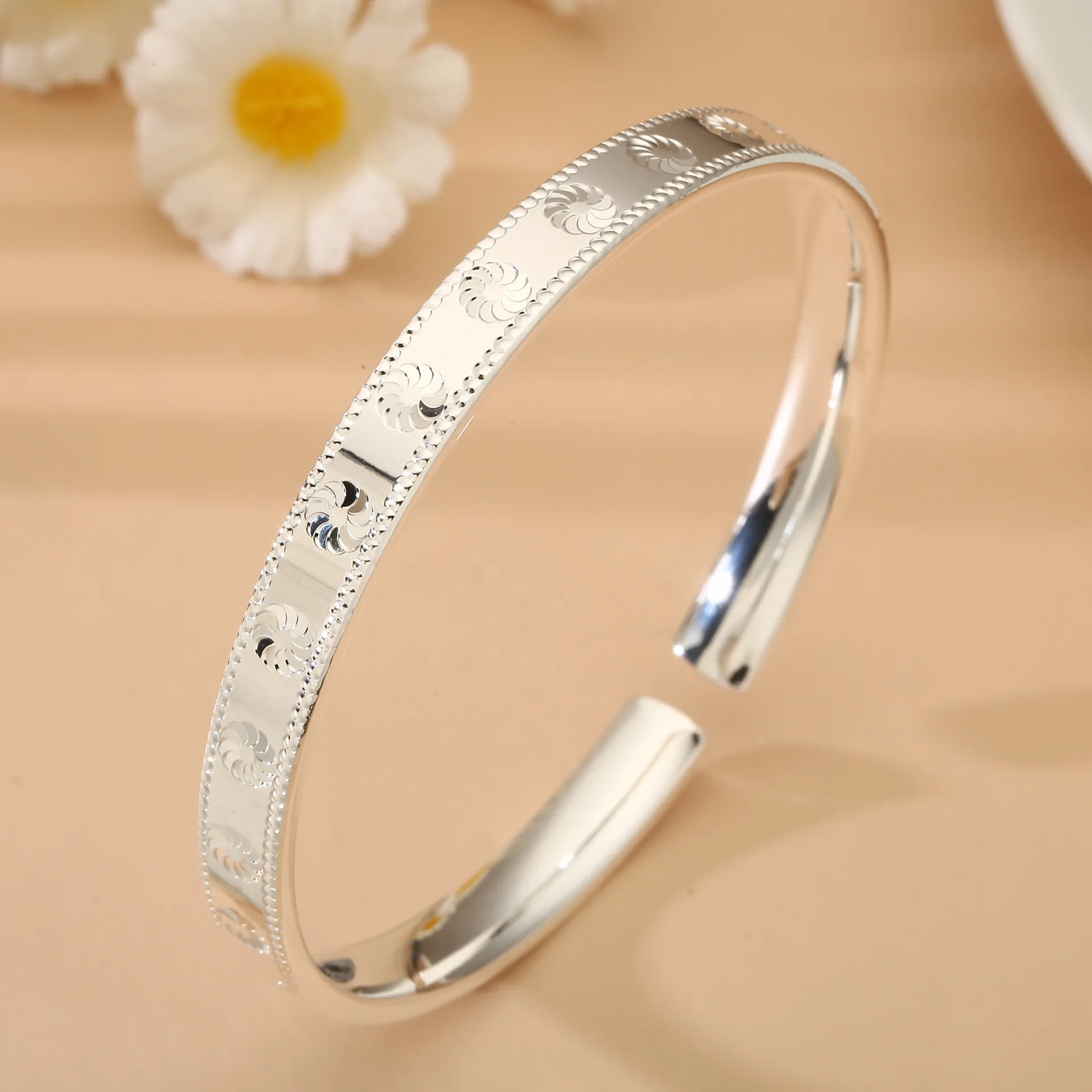 8401足银999.9开口CNC万花筒手镯气质时尚百搭新中式国风实心银镯