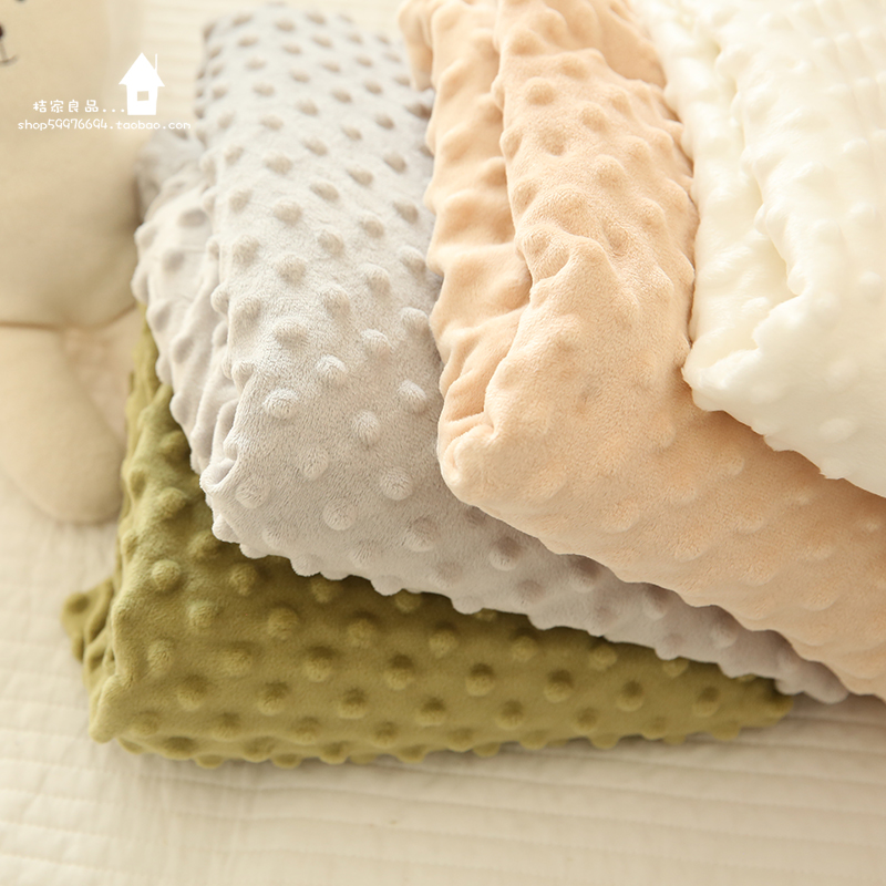 软呼呼豆豆绒毯子布料柔软