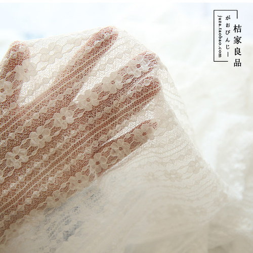 白色网纱蕾丝花边婚庆窗帘布料