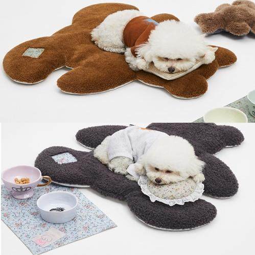 燕子萌宠屋韩国代购 louisdog秋冬保暖毛绒小熊地垫坐垫子