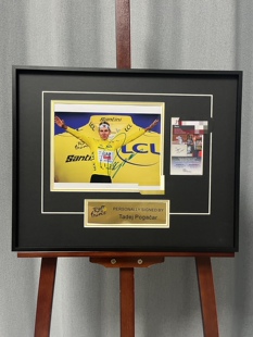 波加查亲笔签名十寸裱框大照片 环法车手 jsa证书