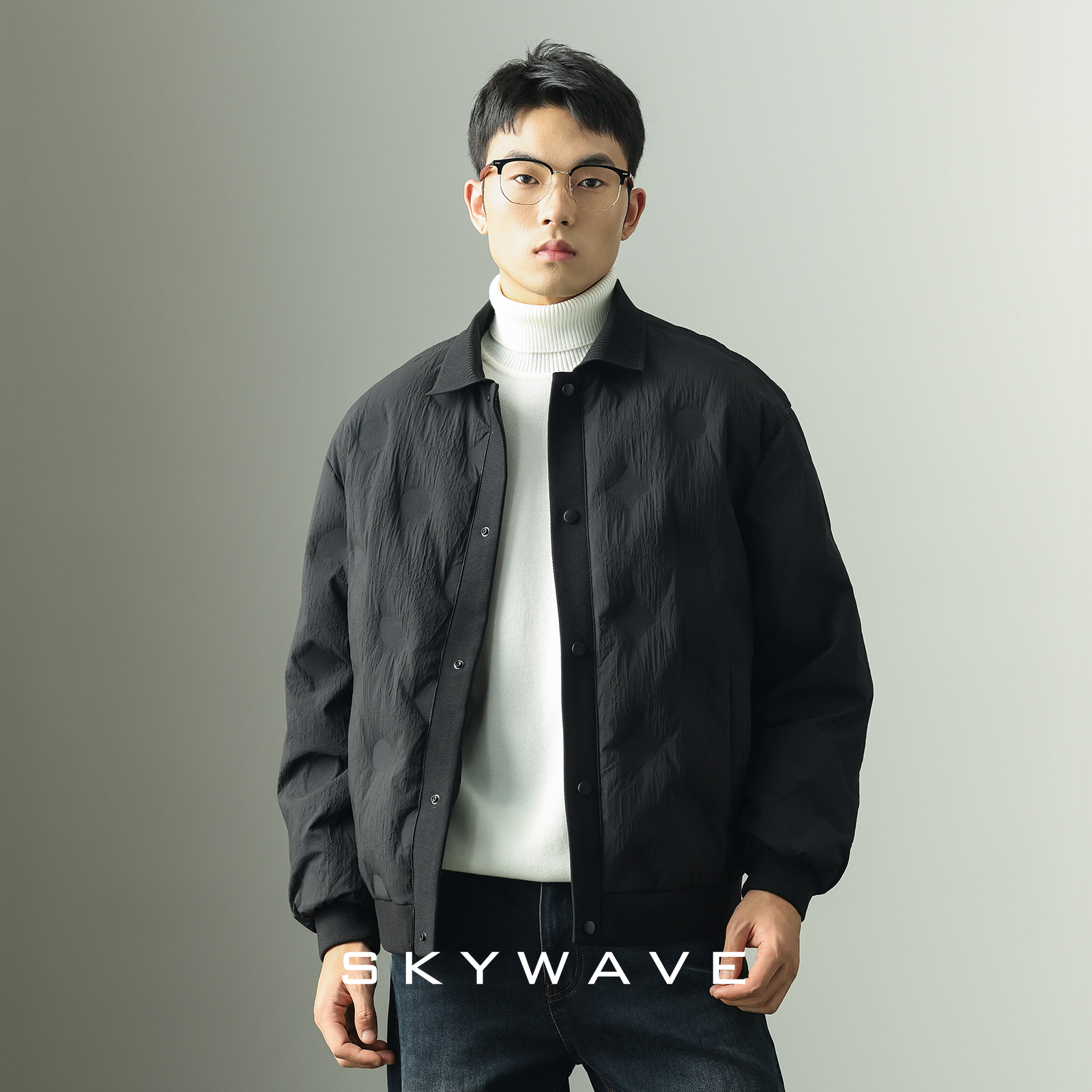 高端设计感衬衫款商务翻领羽绒服