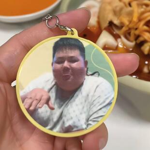 良子语音挂件抽象搞笑爱吃板面发声按键书包挂饰钥匙扣送朋友礼物