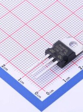 STP45NF06 场效应管(MOSFET) 1个N沟道 耐压:60V 电流:38A TO-220