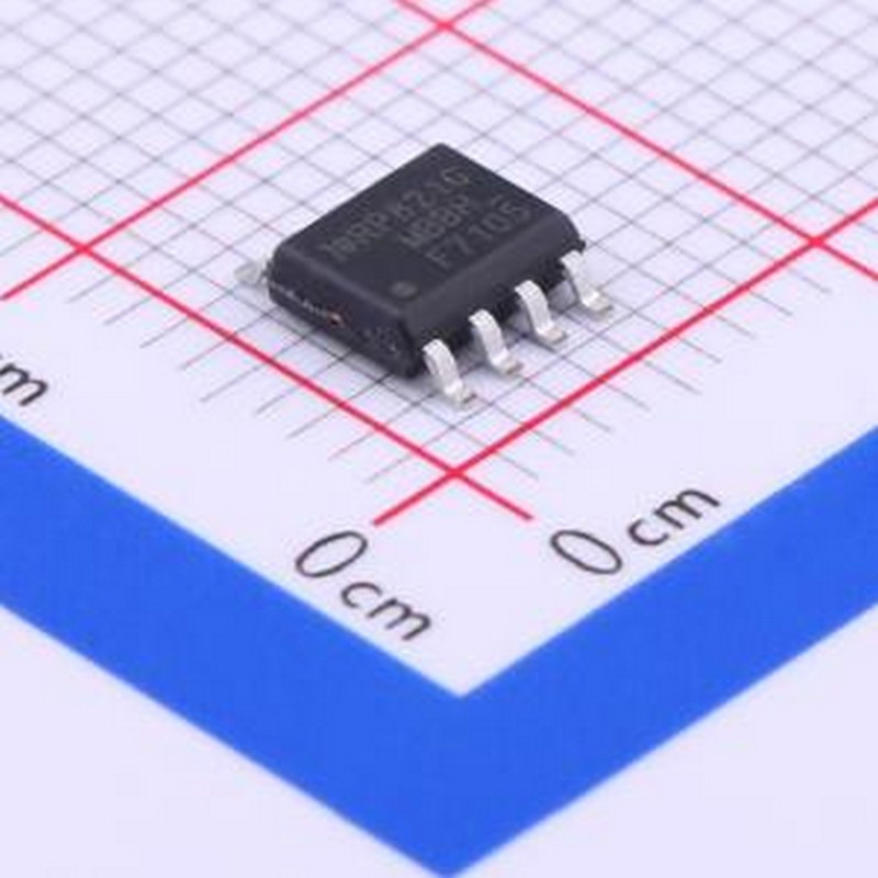 IRF7105TRPBF 场效应管(MOSFET) 1个N沟道+1个P沟道 耐压:25V 电