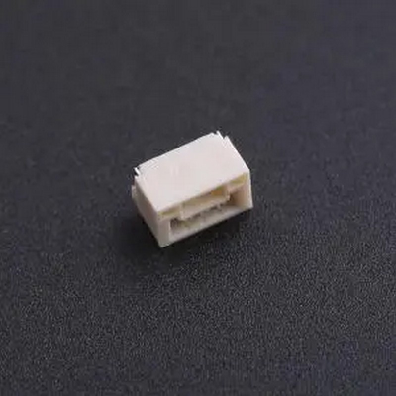 WT125H1W-033R-006 1x3P 间距:1.25mm 卧贴 系列:GH SMD,P=1.25mm