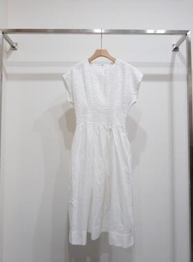 2026年夏季新款优雅白色无袖连衣裙女修身收腰圆领短袖长裙休闲