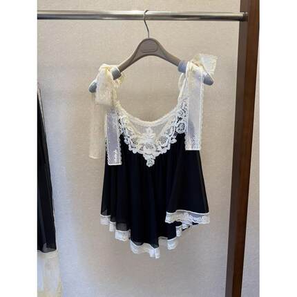 蕾丝花边吊带背心女黑色2026年夏季新款露肩蝴蝶结上衣性感甜美