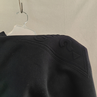 圆领卫衣 秋冬内搭 立体浮雕倒三角上衣压花工艺纯色休闲情侣穿搭