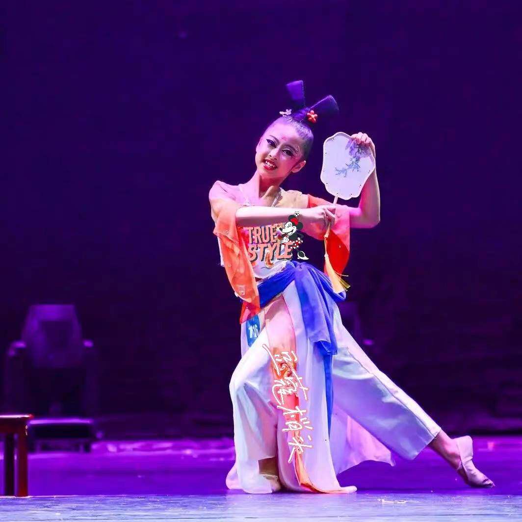 独舞俏红狐少儿古典舞飘逸演出服小红狐唯舞独尊豆蔻梢头舞蹈服