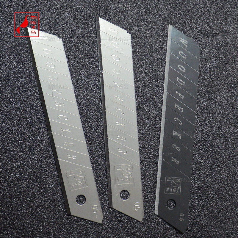 啄木鸟 美工刀片大号中加厚裁纸刀片墙纸壁纸刀片18mm正品黑刃钢,3C数码配件,USB多功能数码宝,淘宝优惠券,粉丝福利购,淘宝优惠卷