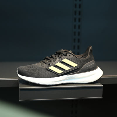 阿迪达斯女PUREBOOST23W跑鞋