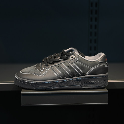 阿迪达斯三叶草厚底运动板鞋