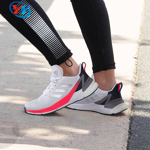 Adidas阿迪达斯女子跑鞋