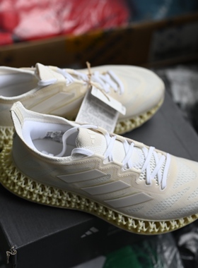 Adidas/阿迪达斯 4DFWD 3 女子减震耐磨轻便运动跑步鞋 ID0849