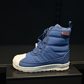 Adidas IE9751 儿童贝壳头中帮保暖运动休闲鞋 阿迪达斯 三叶草