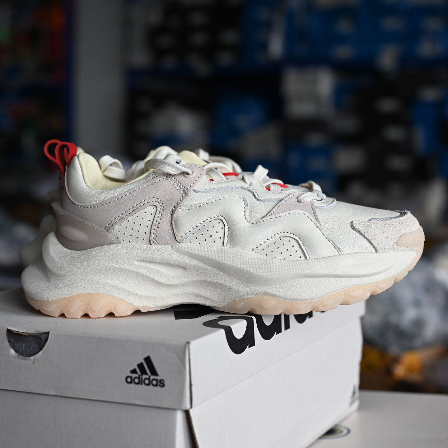 Adidas/阿迪达斯女子复古老爹鞋