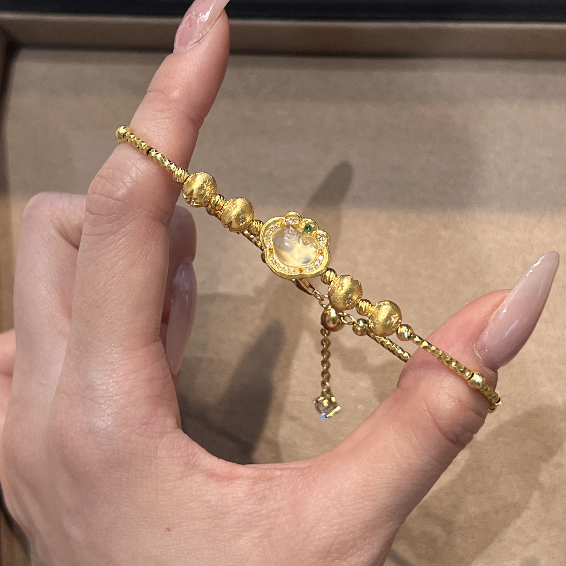 SSJEWELRY轻奢珠宝S925纯银镀金手链女星芒圆珠锁包事事如意复古