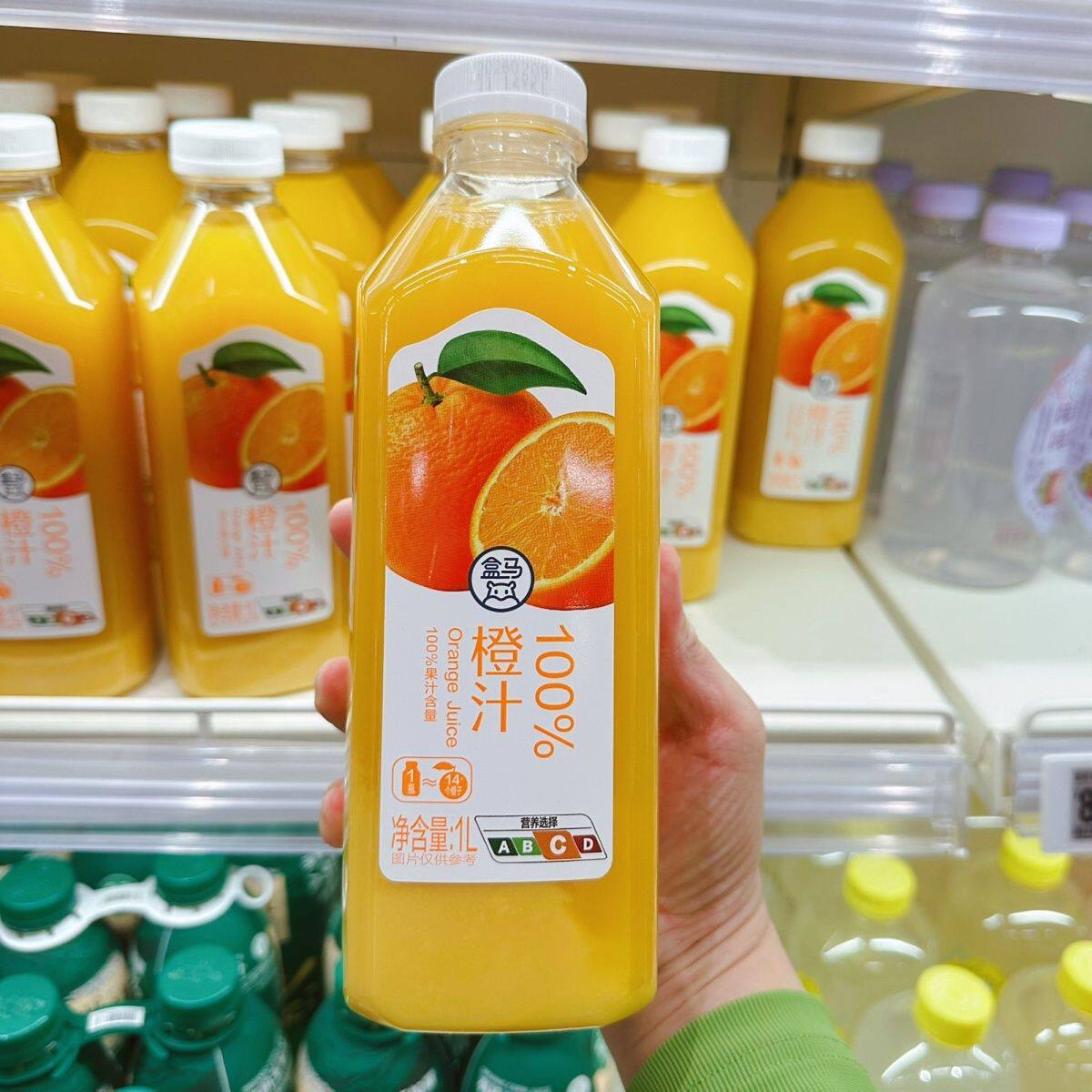 盒马代购100%橙汁1L瓶装酸甜自然怡人果香四溢口感醇正鲜果压榨汁