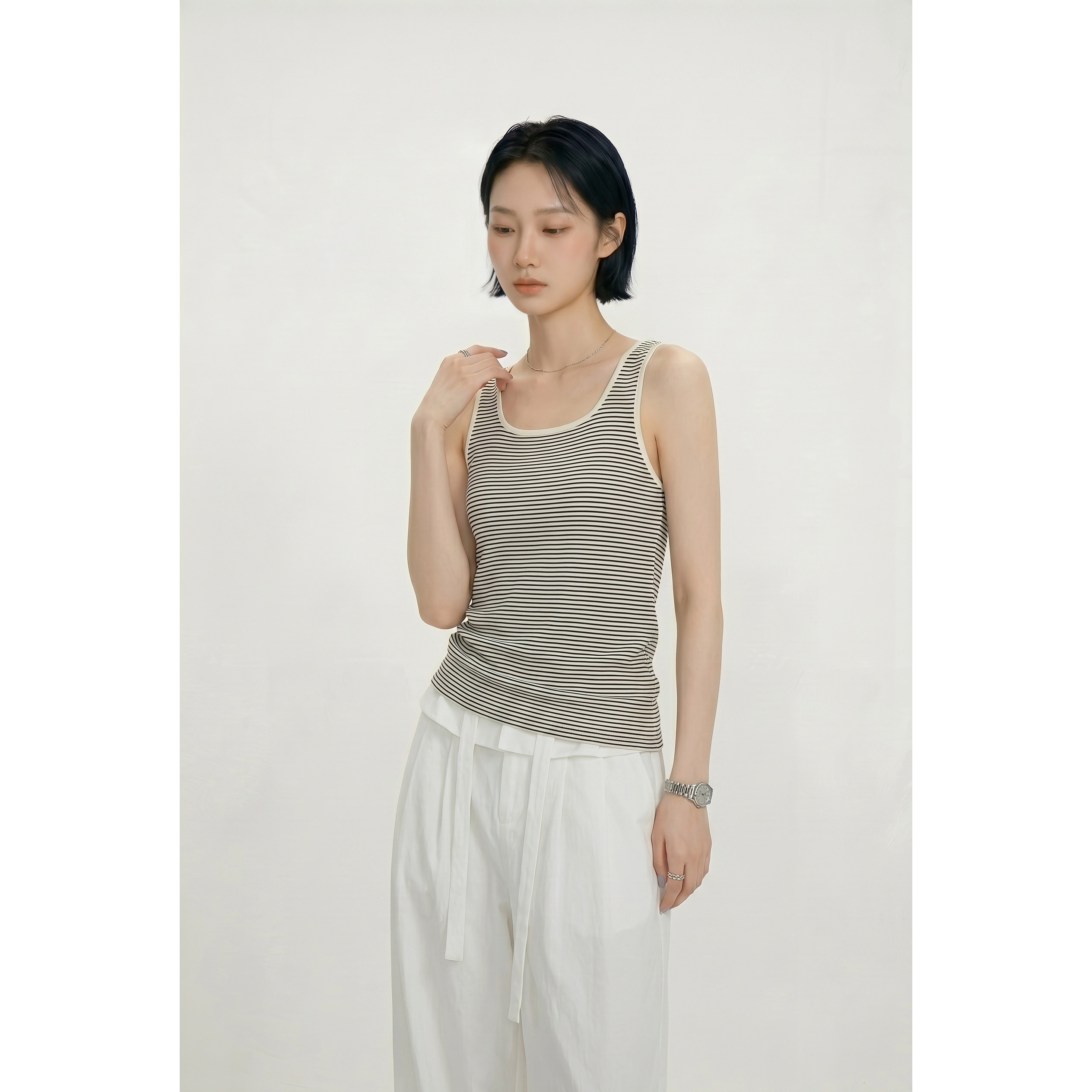 林予熙  简约针织背心女2026年春夏内搭外穿韩系chic别致无袖上衣