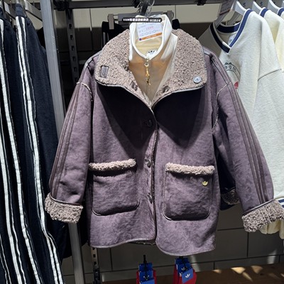 Adidas三叶草女子纯色刺绣logo防风保暖运动羽绒服 KG4915 KG4914