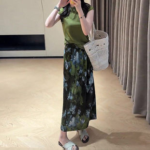 拉夏贝尔碎花半身裙女夏季2026新款垂感a字裙宽松显瘦中款包臀裙