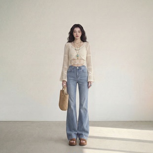 艾格复古蓝喇叭裤2026新款复古风微喇牛仔裤女不贴腿显瘦直筒长裤