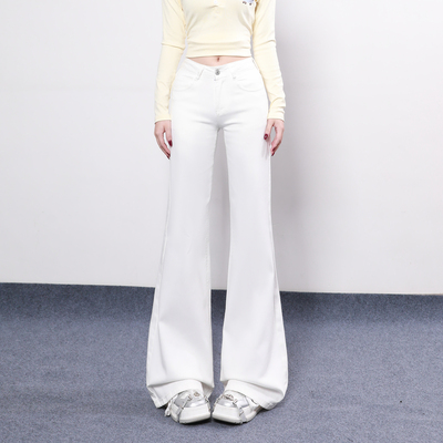 艾格2025正品白色微喇牛仔裤