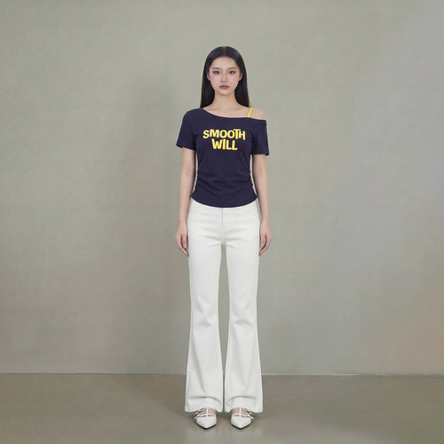 艾格夏季露肩显瘦字母短袖T恤