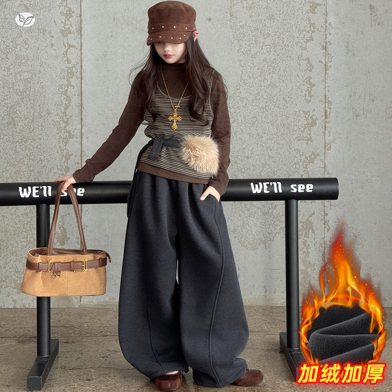 女童2026冬款韩版潮流毛毛腰带加绒弯刀裤中大童长袖打底尚套装潮