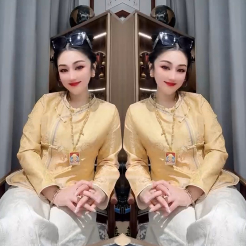 网红潮流国风盘扣超好看小衫2025冬季新款时尚精致减龄显瘦上衣