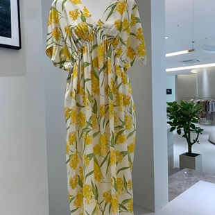 597 真丝印花连衣裙ML