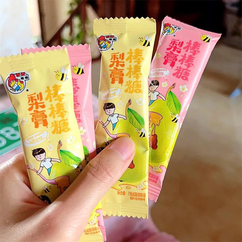 新货WOWO喔喔秋梨膏15-50根棒棒糖孩子休闲零食果糖结婚喜糖糖果