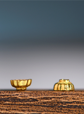 手工錾刻古法黄金莲花花托隔珠