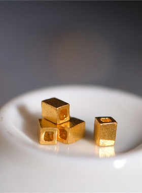 足金錾刻古法黄金小金砖隔珠
