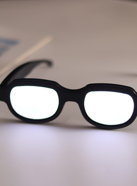 柯南同款LED彩色发光眼镜拍照