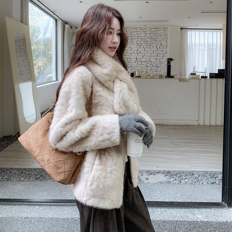 米色羔毛仿皮毛一体2B141-96仿皮草款外套女羊冬新脖加厚带围毛毛