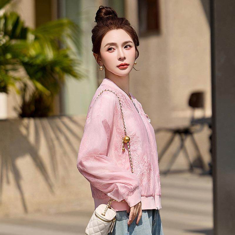 春小香风花绣刺棒球服短外提套女季新ZAI66623款小个子高级感夹克