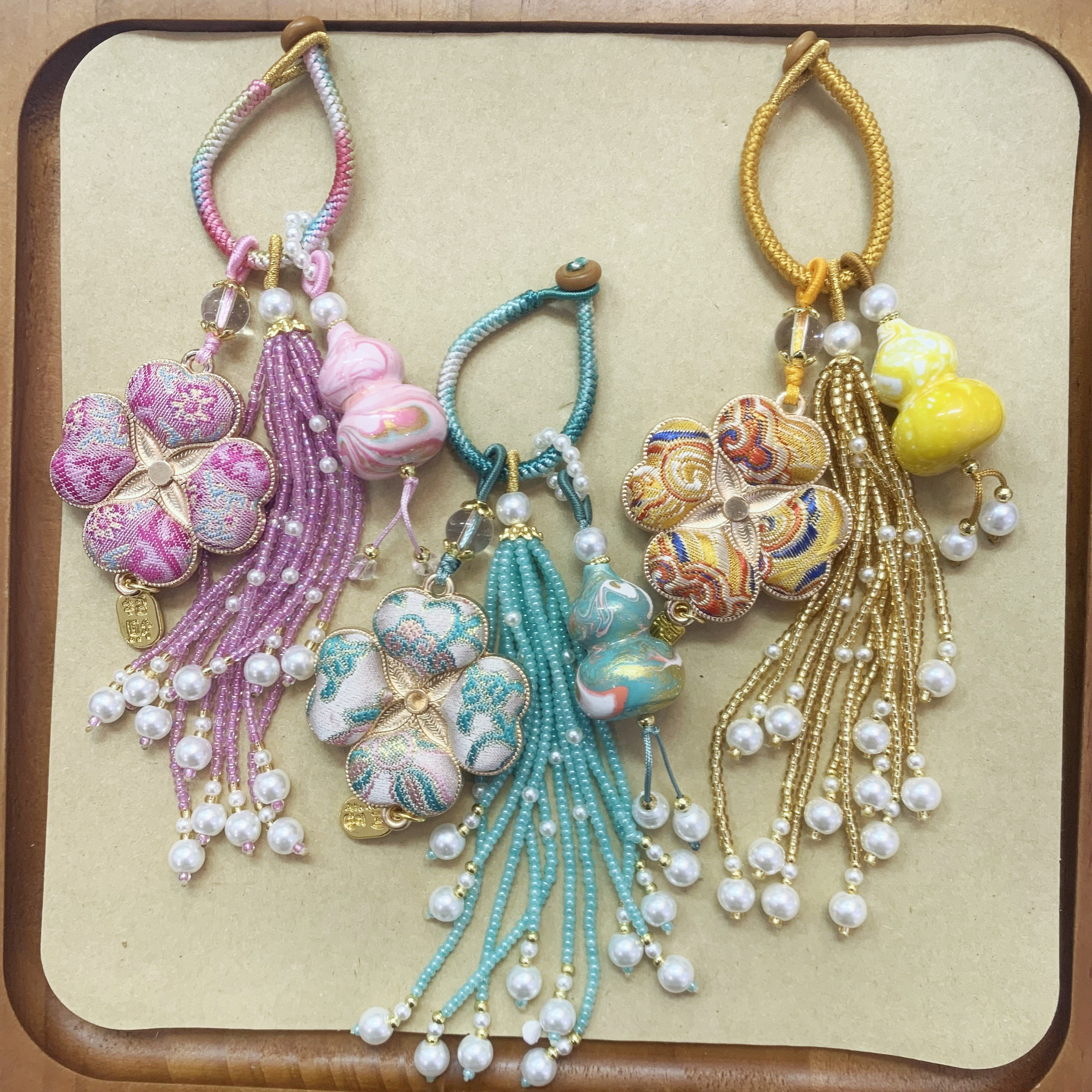 宋锦双面四叶草大漆葫芦流苏挂件车挂包包挂饰国风旗袍四叶草压襟