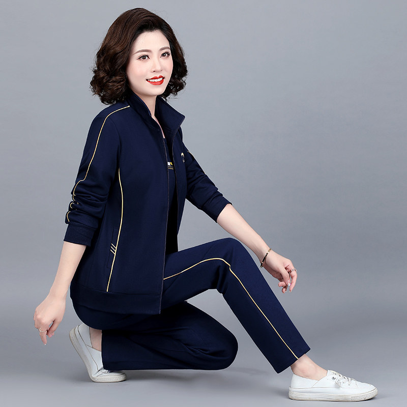 中老年运动服套装女春秋2023新款中年人洋气休闲卫衣妈妈春装外套