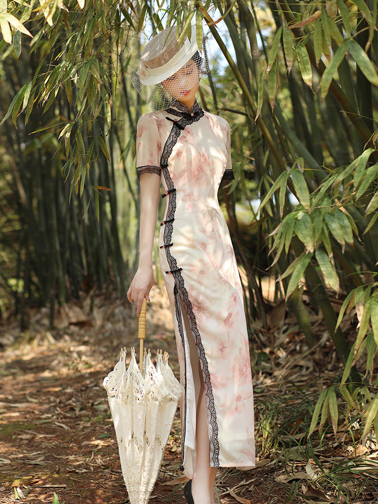 새로운 중국 스타일 치파오 2024 새로운 여성의 여름 개선 어린 소녀 복고풍 공화당 스타일의 일일 긴 드레스