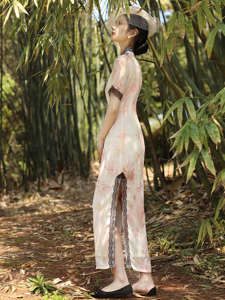 새로운 중국 스타일 치파오 2024 새로운 여성의 여름 개선 어린 소녀 복고풍 공화당 스타일의 일일 긴 드레스