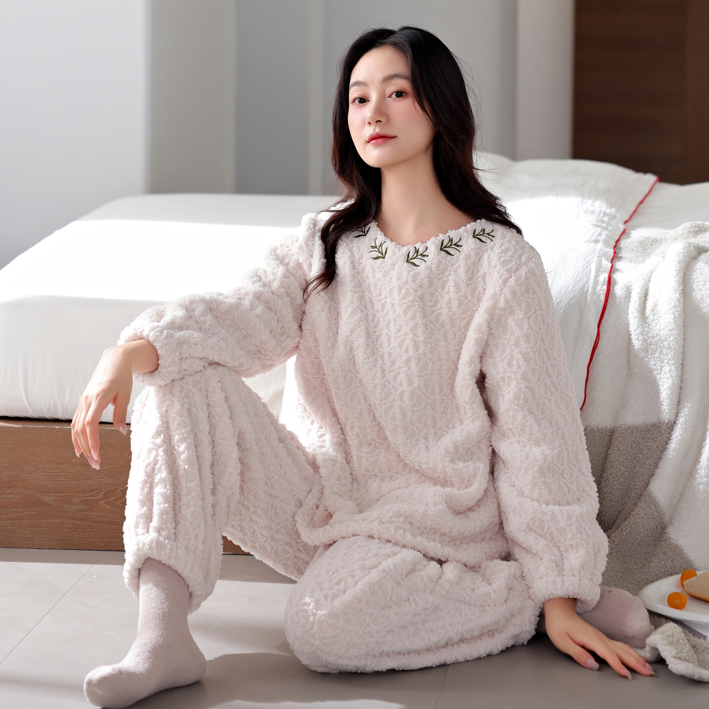 冬季法兰绒睡衣保暖简约珊瑚绒加厚加绒秋冬天套头家居服休闲套装