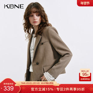 KBNE西装女浅咖色高级感正肩上衣2026秋季新款百搭小个子通勤外套