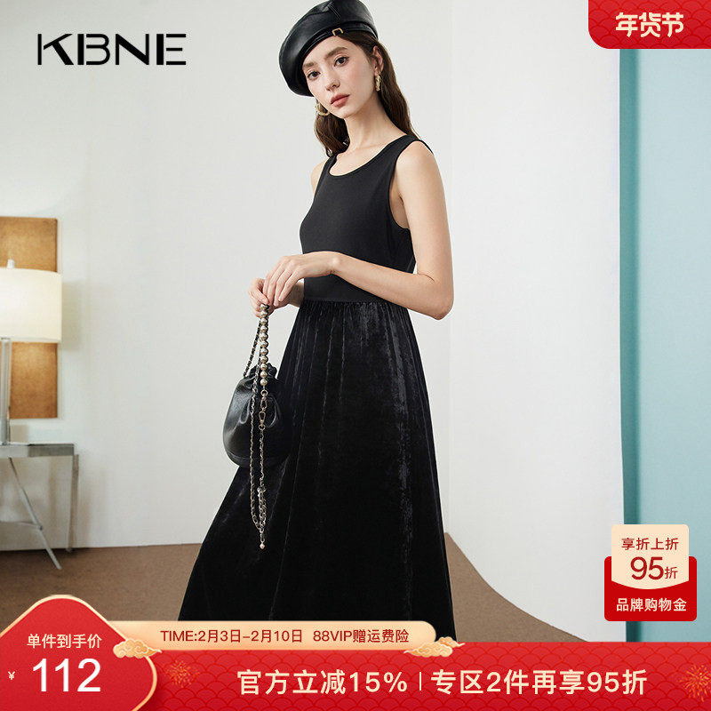 KBNE连衣裙女黑色裙子2025秋冬新款无袖背心裙气质慵懒收腰中长裙