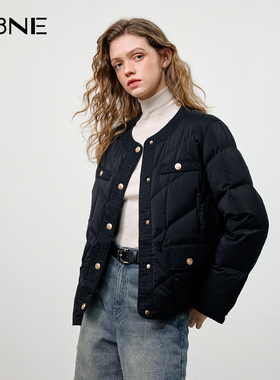 KBNE长袖短款黑色轻薄羽绒服2025冬季新款圆领防风保暖外套秋冬女