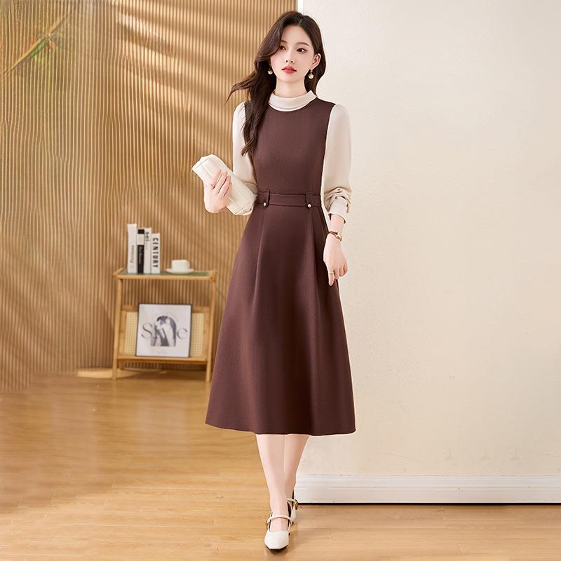 背心连衣假两件套女装年春秋新款级感ZZI5660R时尚气高腰质收连裙